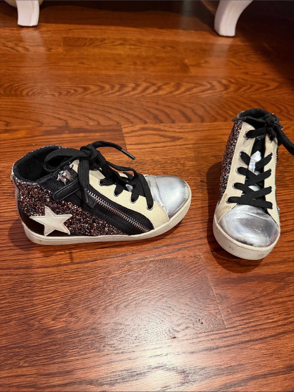 Nina Kids High-Top Sneakers in Silver, Black & Multi-Glitter